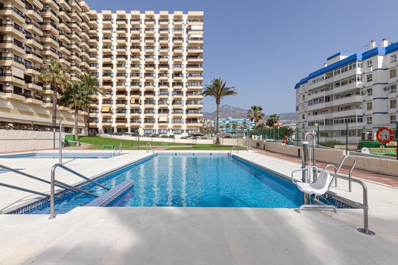 Amazing Views Beachfront Apartment With Swimming Pool Benalmadena Luaran gambar