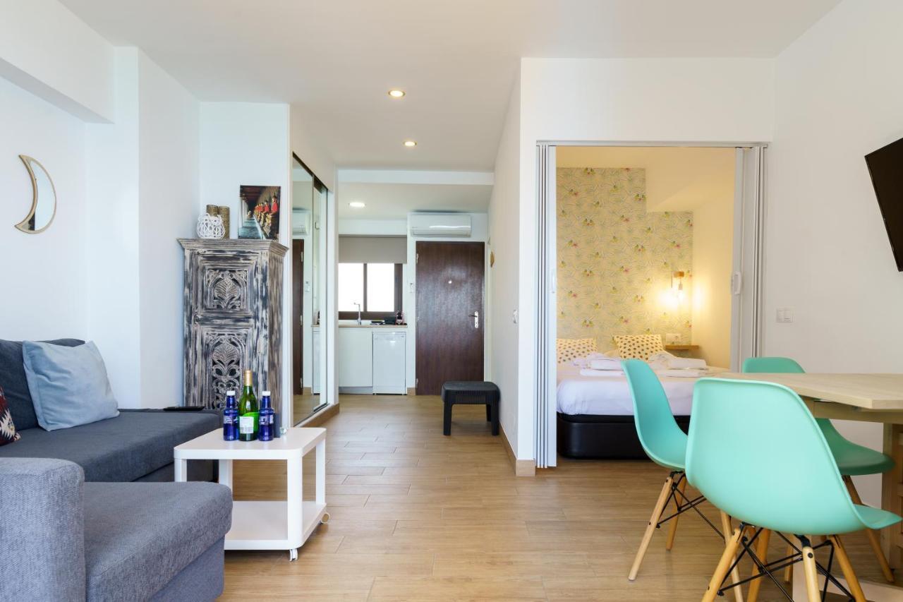 Amazing Views Beachfront Apartment With Swimming Pool Benalmadena Luaran gambar